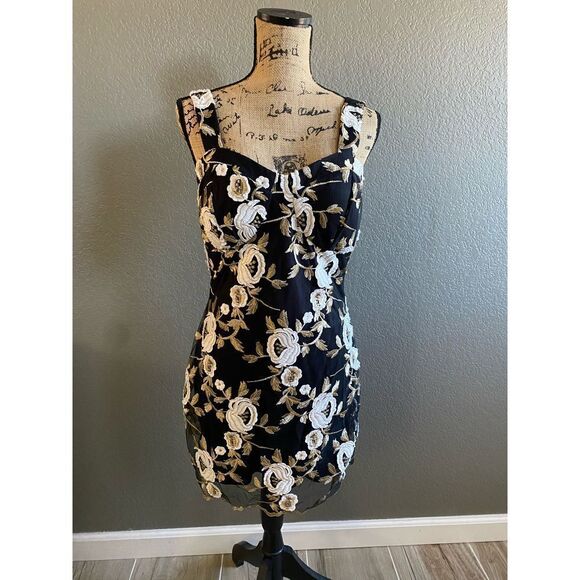 Just me floral dress  - Picture 2 of 15